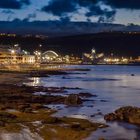 Home2book Comfy Center Triana