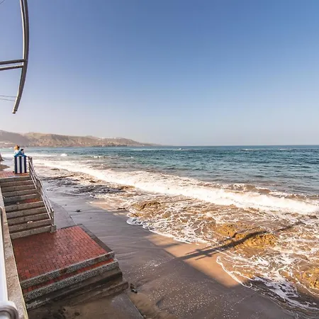 Home2book Comfy Center Triana *